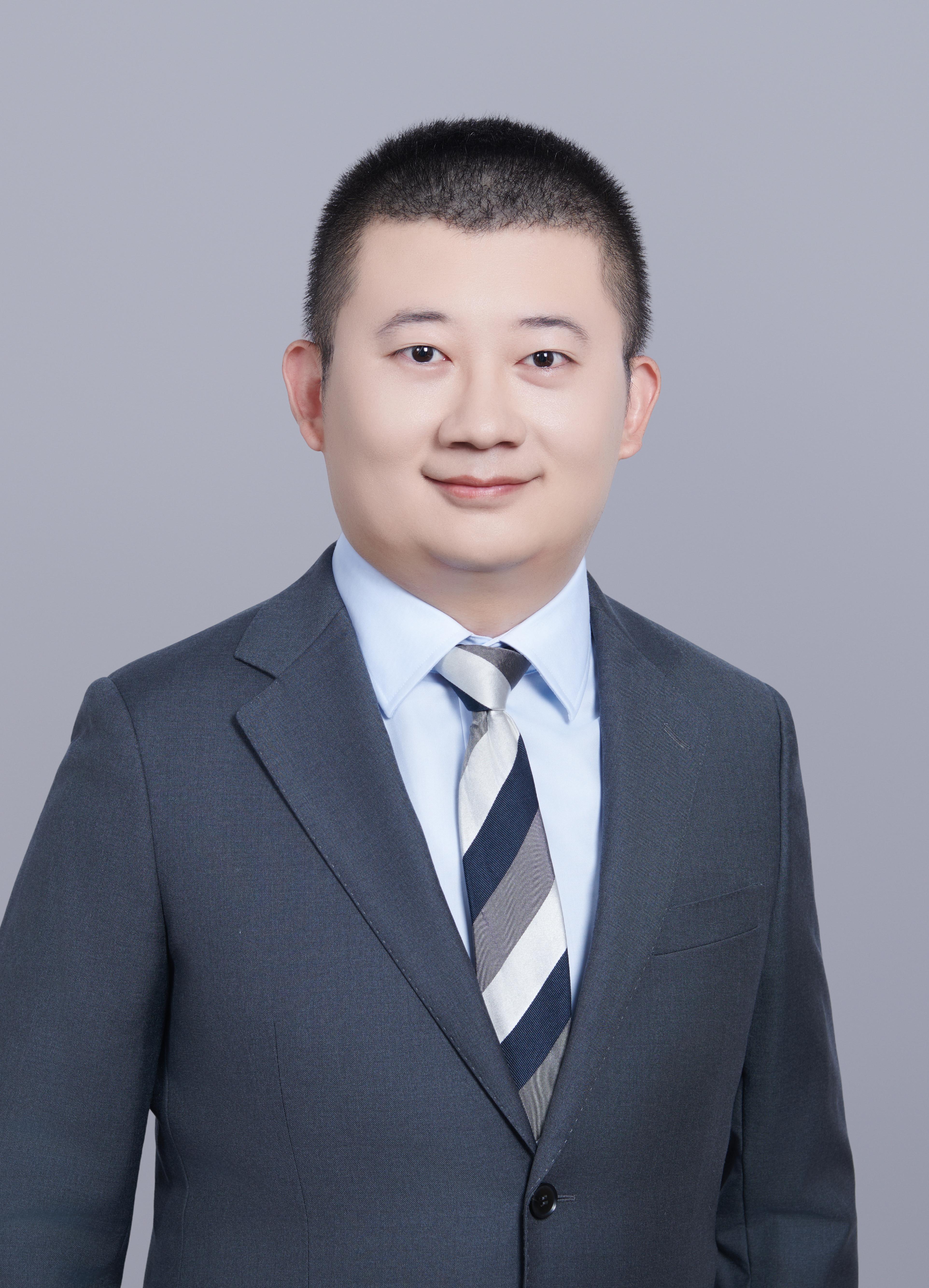 池   骋